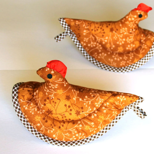 Chňapka slepička - hnědá krajina — foto 2