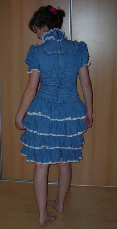Šaty — foto 3