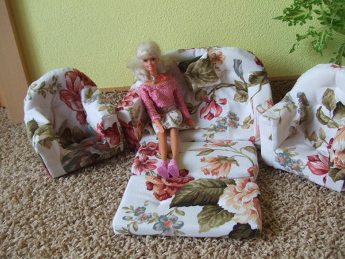 Sedací souprava pro barbie — foto 3