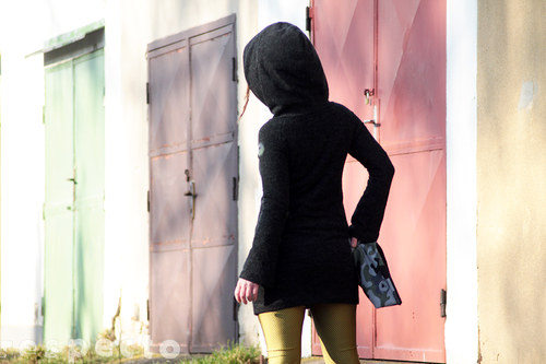 Mikina / šaty ............ M — foto 3