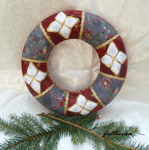 Vánoční věneček 24 cm — foto 2