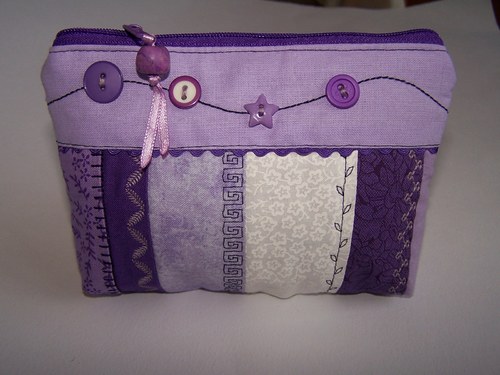Fialová s knoflíčky — foto 2