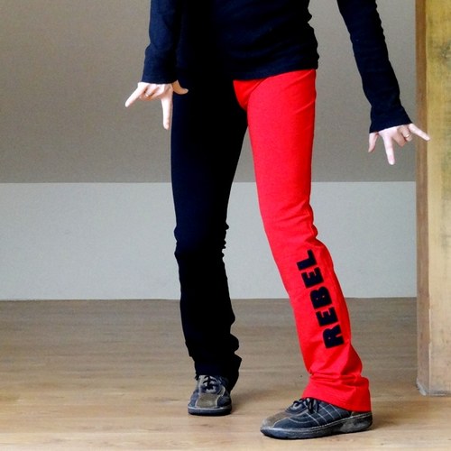 Kůůůl tepláky REBEL (S) — foto 3