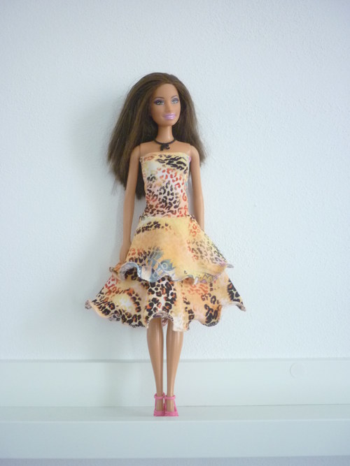 Šaty na panenku Barbie — foto 2