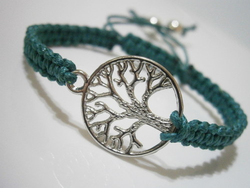Tree náramek tm.zelený (macramé) — foto 3