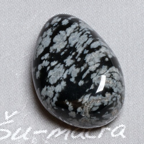 Obsidián vločkový — foto 2