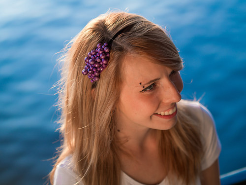 Plná hlava černých střípků - čelenka — foto 3