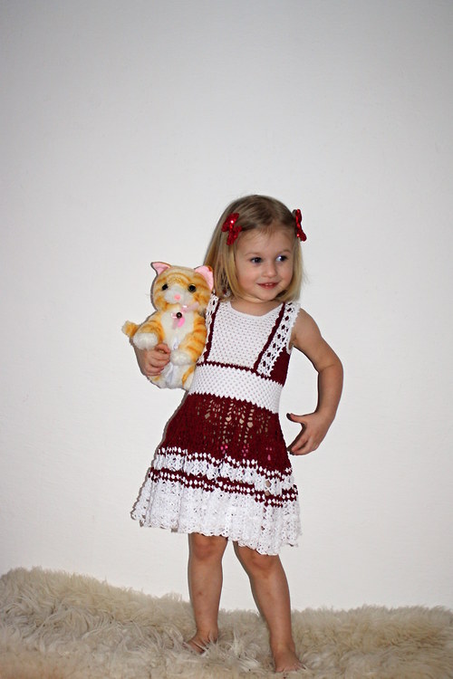 Vínovobílé šatičky — foto 3