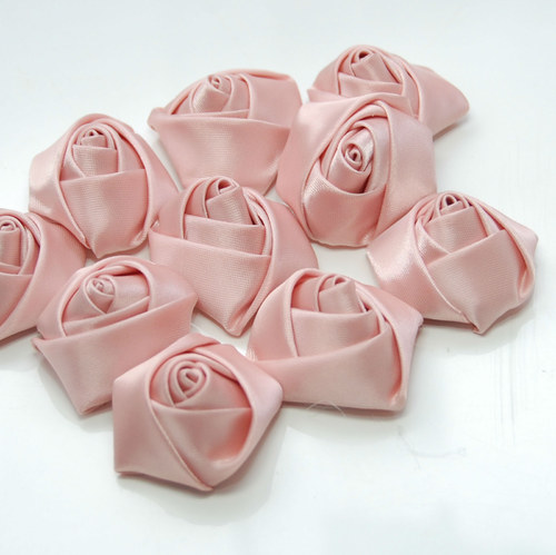 Saténová růžička Ø35-40 mm — foto 2