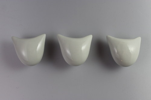 Porcelánová úchytka kočička — foto 2