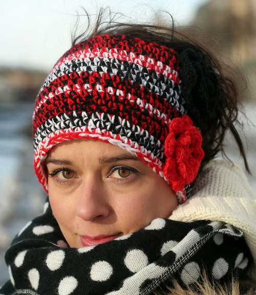HÁČKOVANÝ NÁKRČNÍK - ČELENKA (zlevněno) — foto 2