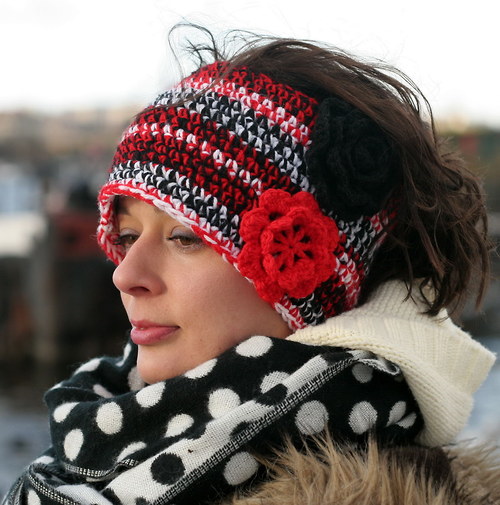 HÁČKOVANÝ NÁKRČNÍK - ČELENKA (zlevněno) — foto 3