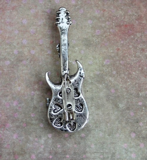 Steampunková kytara — foto 2