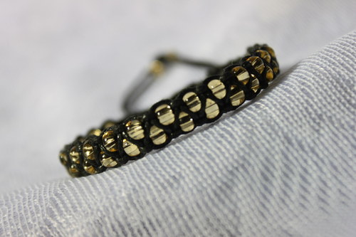 Dvojřadý náramek macrame — foto 3