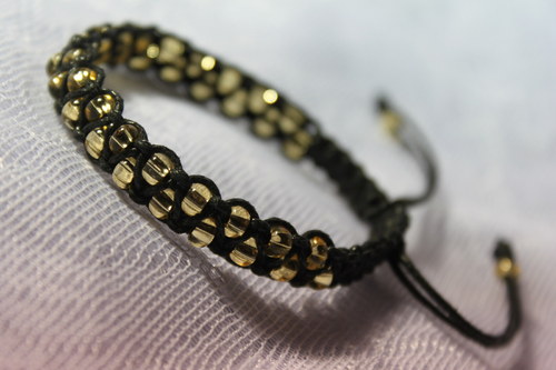 Dvojřadý náramek macrame — foto 5