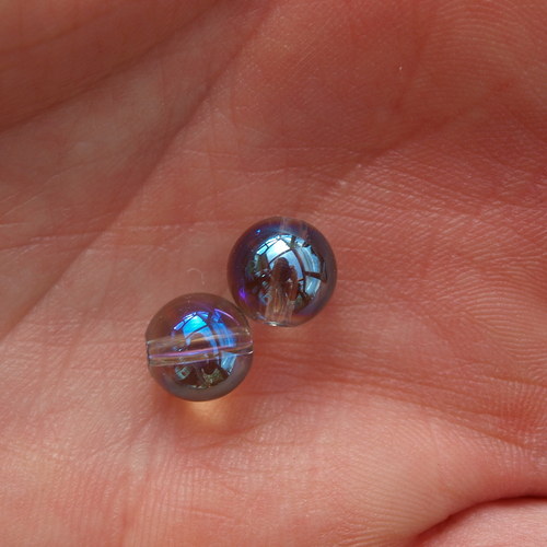 Křišťál aqua aura, 0,8cm, pár . — foto 2