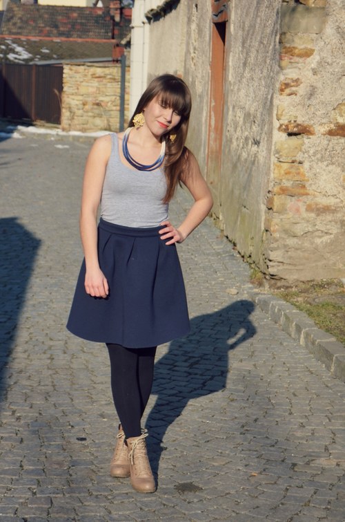 Třířadý náhrdelník NAVY BLUE — foto 2