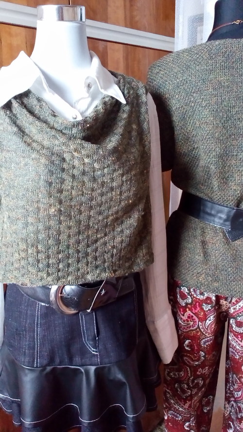 Top s vodou khaki — foto 4