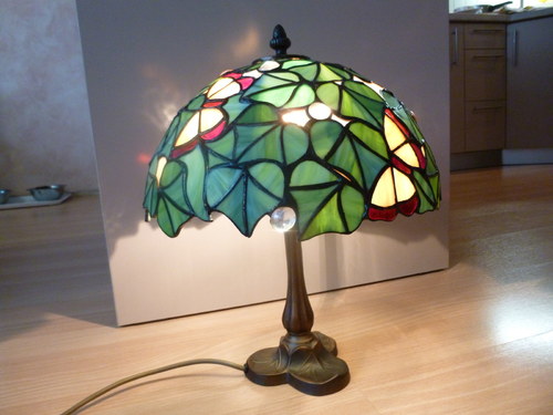 Lampa ,,Motýli v břečtˇanu — foto 5