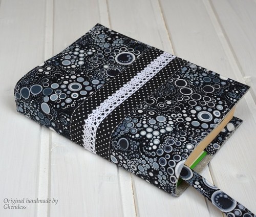 Obal na knihu - Black bubbles I — foto 3
