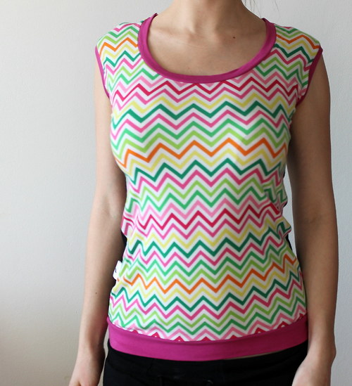 Dámské tričko chevron vel. 36/38 — foto 2