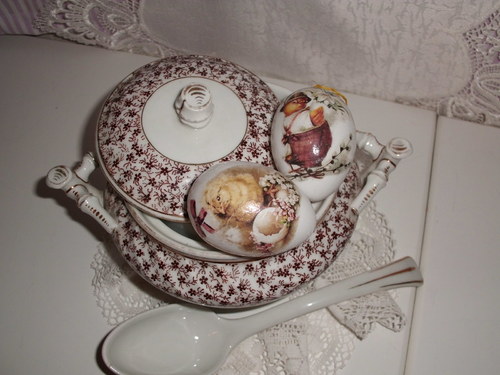 Vajíčka kohoutek a kuřátko — foto 2
