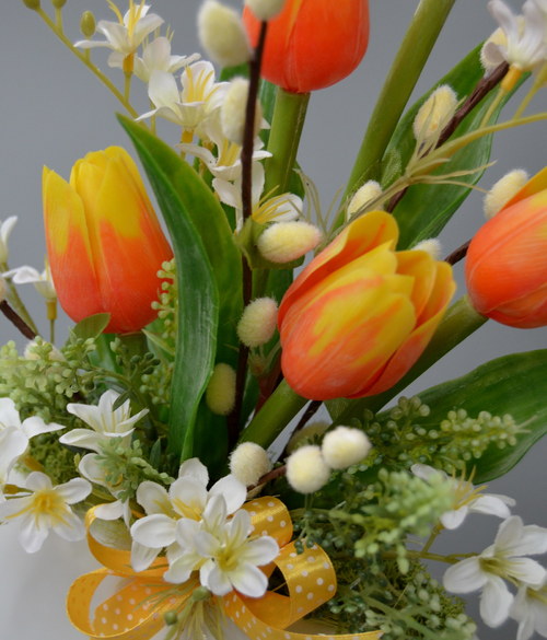 Tulipány ve váze — foto 3