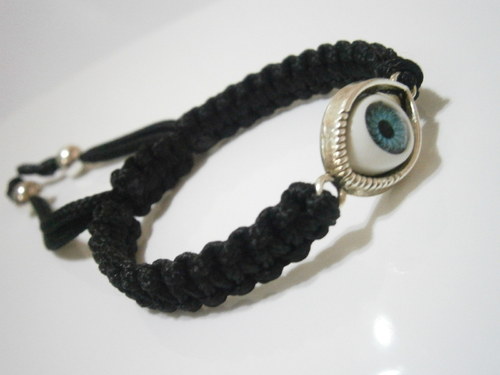 "Kuk" náramek (macramé) — foto 4