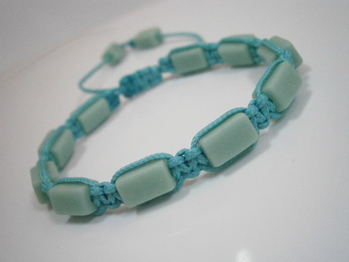Tyrkysový náramek (macramé) — foto 2
