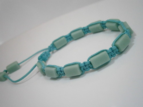 Tyrkysový náramek (macramé) — foto 5