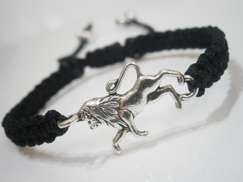 "Lev" náramek (macramé) — foto 5