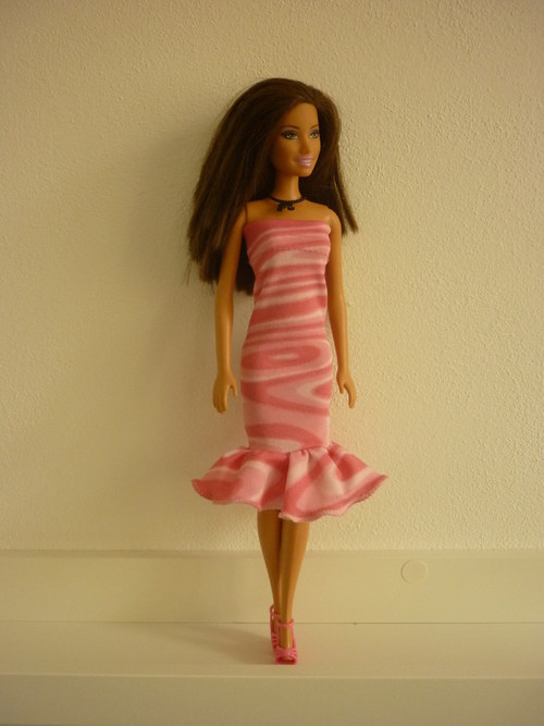 Šaty na panenku Barbie — foto 2