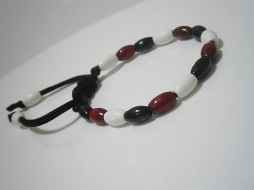 Dřevěná souprava (náhrdelník+náramek) — foto 5