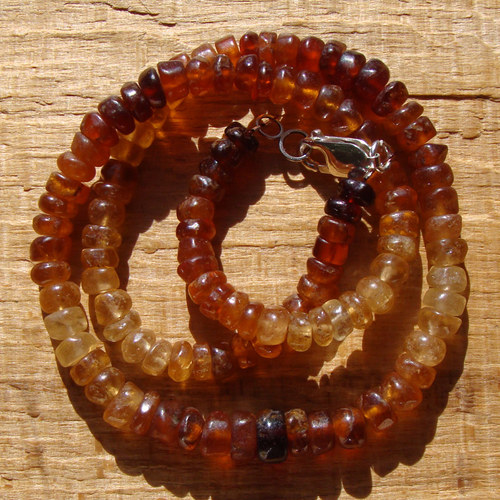 Náhrdelník z hessonitu — foto 5