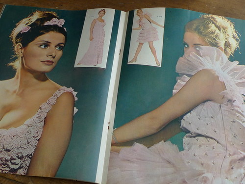 ŽENA a MÓDA ... módní časopis ... 11/1968 — foto 3