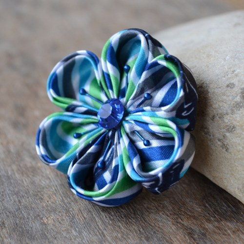 Kanzashi květ Striped — foto 2