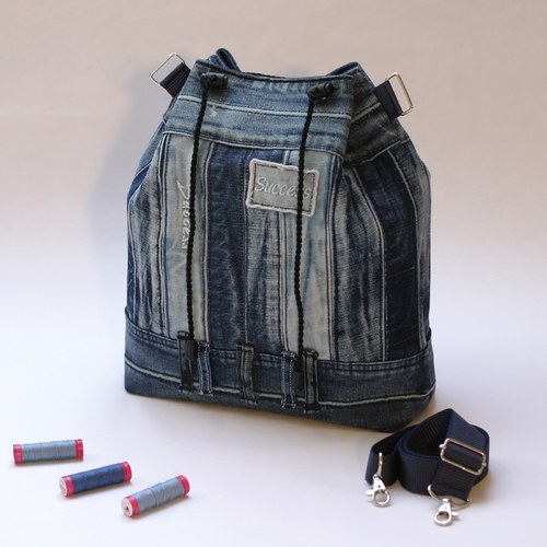 S patinou (jeans) — foto 2