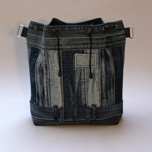 S patinou (jeans) — foto 4