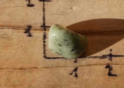 Grossularit- zelený granát B6874 — foto 3