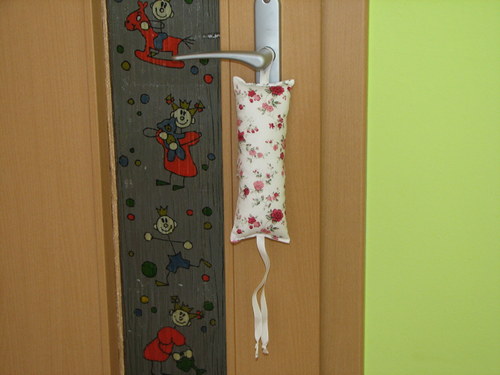 Zarážka dveří - Kytičková — foto 2