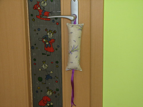 Zarážka dveří - Levandulová — foto 2