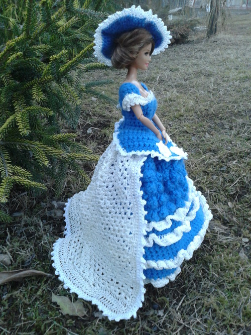 Šaty pro Barbie — foto 2
