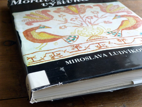 Moravská lidová výšivka — foto 3
