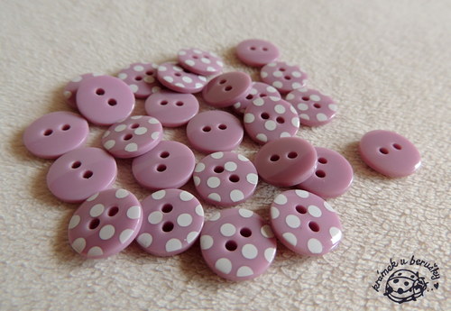 Krásné puntíkaté knoflíčky :-) — foto 2