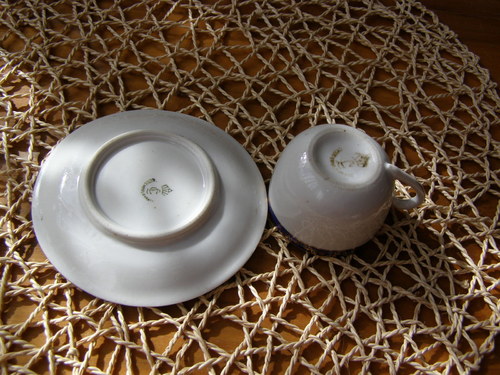 Hrníček s podšálkem modrozlatý — foto 2