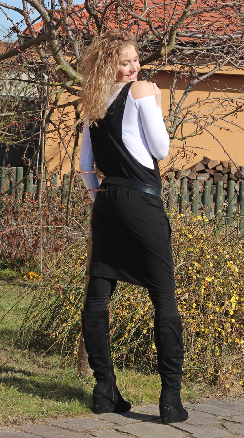 Černá šatová sukně — foto 2