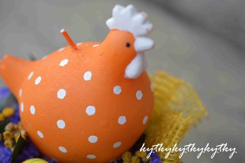 Velikonoční slepice oranžová — foto 3