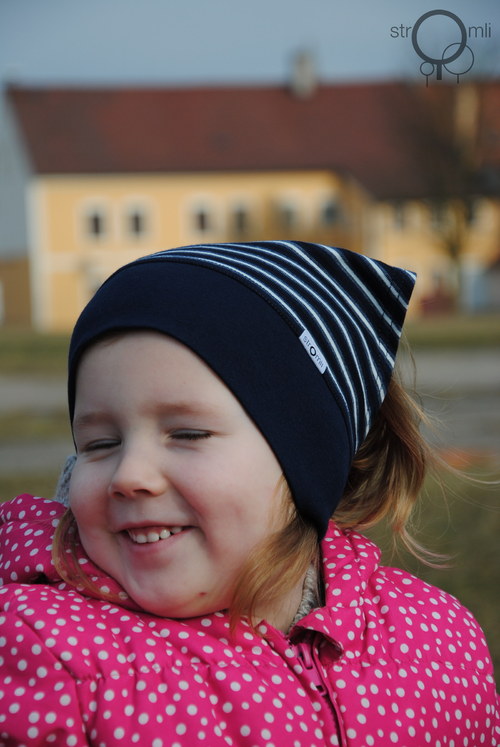 Holčičí šáteček modrý 4-8 roky — foto 4