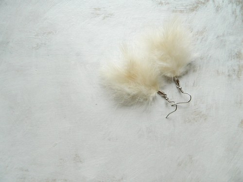 Peříčkové náušnice - kolekce "MARABOU" — foto 3