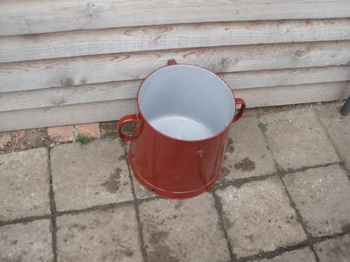 Smaltovaný hrnec — foto 2
